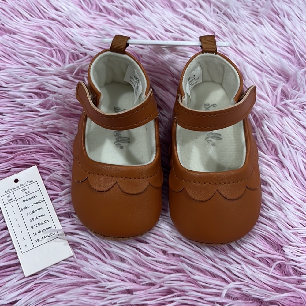 🛍️2/$10‼️🛍️Baby girl shoes